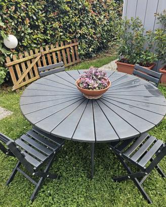 Tavolo da giardino in ferro completo di sedie