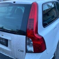 FANALINO POSTERIORE DESTRO VOLVO V50 2011