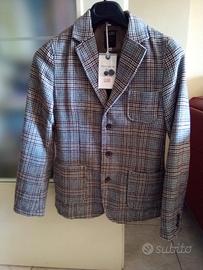 Giacca bambino 10 anni a quadri. Nuova con cartell