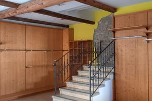 Grande negozio arredato