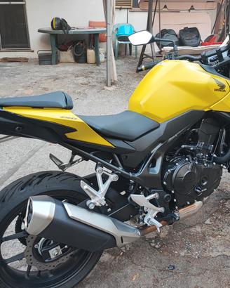 Honda Hornet 750