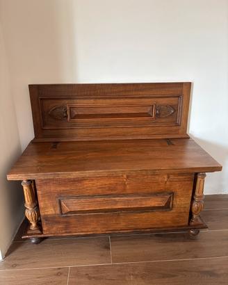 Cassapanca in legno