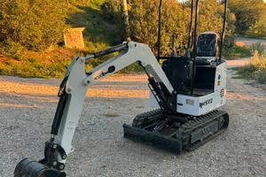 Mini escavatore 11 qli