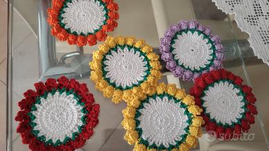 sotto bicchieri all'uncinetto 