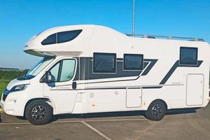 Mansardato Adria Coral XL 670 SL