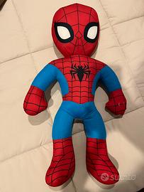 Peluche spiderman