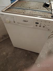 Lavastoviglie whirlpool