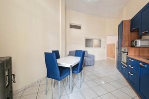 Bilocale con studio e cortiletto