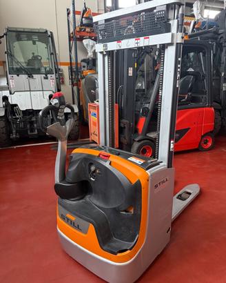 Muletti carrelli elevatori