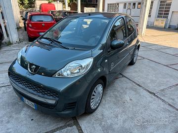 Peugeot 107 1.0 68CV 5p. Sweet Years OK PER NEOPAT