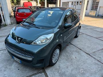 Peugeot 107 1.0 68CV 5p. Sweet Years OK PER NEOPAT