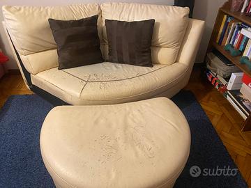 Divano in pelle angolare color panna