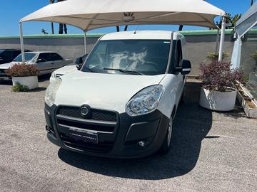 Fiat Doblo Doblò 1.4 T-Jet Natural Power PL-TN Car