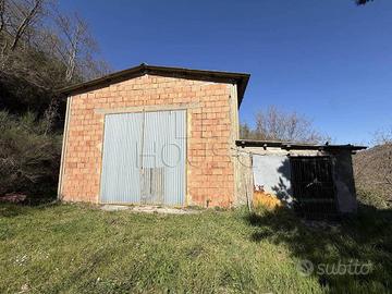 Immobile di 100 m² con 3 locali a Città di Castell