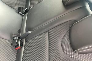 Clio 4 moschino zen gpl/benzina