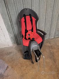 Seggiolino hamax buddy con due attacchi rapidi