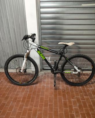 KTM race MTB 