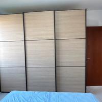 Armadio / tavolo / cassettiera / reti letto