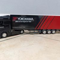 camion Mercedes Burago scala 1:43