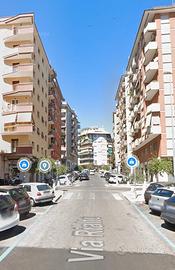 Cipro elegante e luminoso monolocale