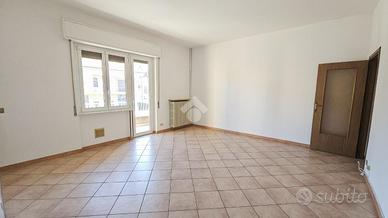 3 LOCALI A INDUNO OLONA