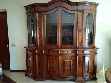 Mobile in legno massello