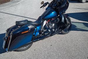 Harley-Davidson Road Glide C.V.O