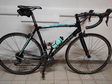bici da corsa BIANCHI  via nirone 7