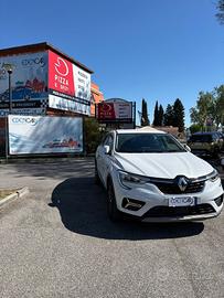 Renault Arkana 1.6 E-Tech full hybrid R.S. Line 14