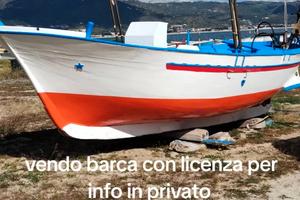 Barca da pesca con licenza