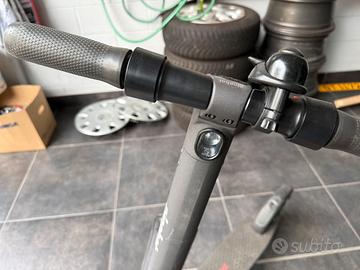 Segway Ninebot E22E doppia batteria