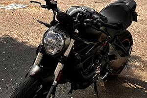 Ducati Monster 821 my18 COME NUOVA 9500km
