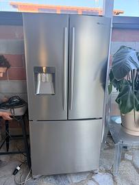 Samsung French Door Inox con dispenser acqua