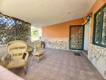 Villetta indipendente con spazio esterno