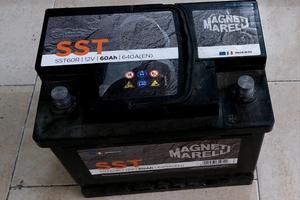 batteria auto magneti marelli 