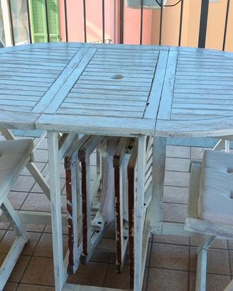 Tavolo e sedie richiudibili in legno da Giardino