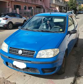 FIAT PUNTO 1.2 FIRE – 2006 – 274.000 km