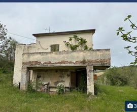 Casale in Contrada Serepenne, Villamagna