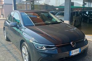 Volkswagen Golf 1.0 TSI EVO Life