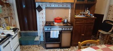 Cucina a gas + lavandino