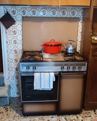 Cucina a gas + lavandino