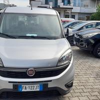 DOBLO' 1.6 105 CV autocarro n15 posti 2015