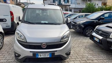 DOBLO' 1.6 105 CV autocarro n15 posti 2015