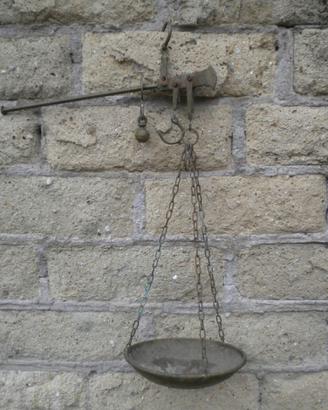 Bilancia stadera anni 40/50 in ottone