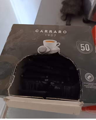 macchina caffe cialde e zucchero