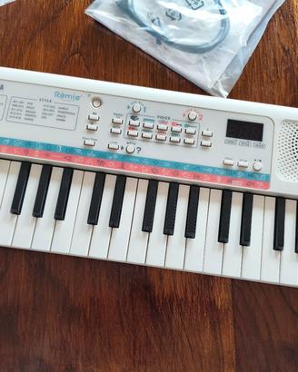 Tastiera Yamaha PSS-E30