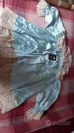 Liseuse vintage in raso con inserti di pizzo