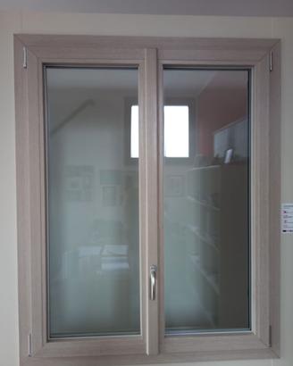 FINESTRA PVC-WND  BICOLORE