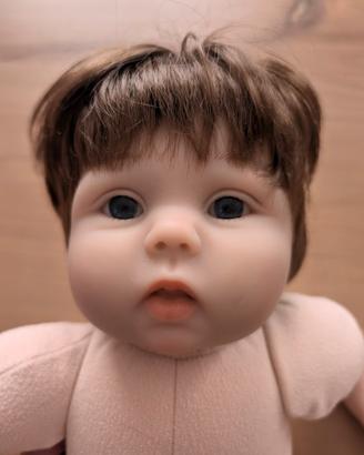 Bambola simil Reborn 