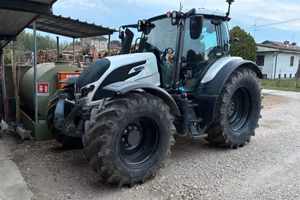 Valtra N175
